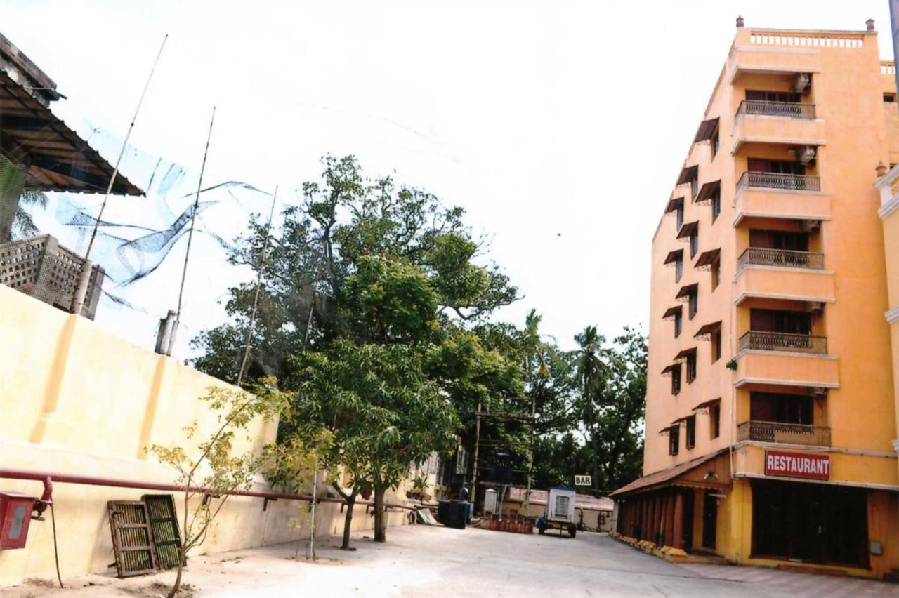 Hotel Soorya Heritage Inn 퐁디셰리 외부 사진